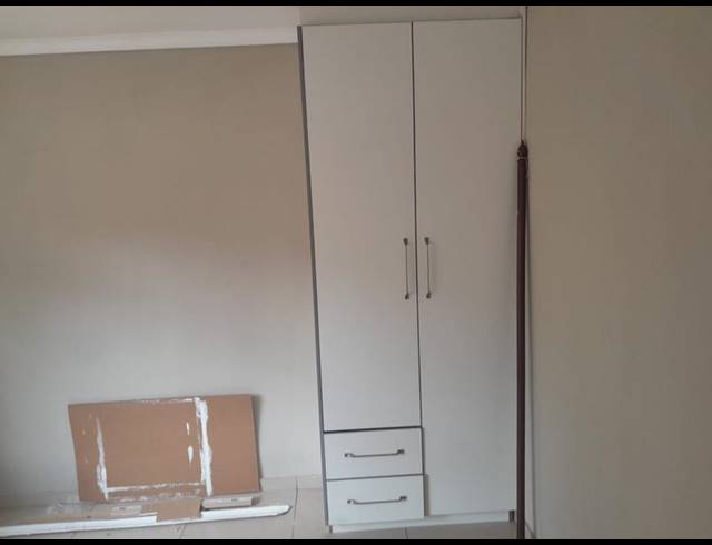2 BEDROOM APARTMENT FOR SALE IN YEOVILLE